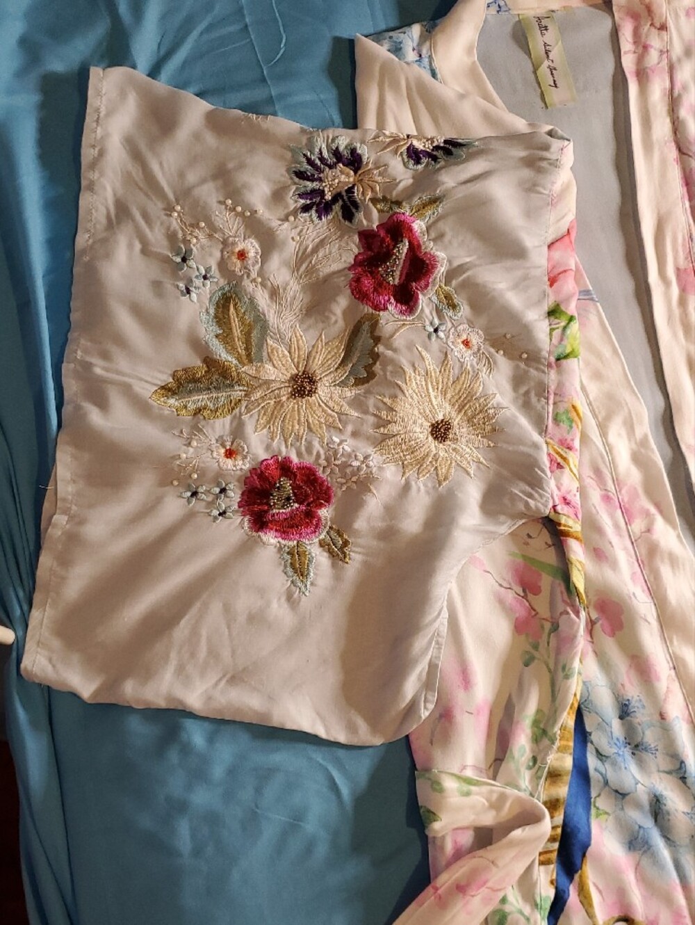 Aratta Satin Peacock Kimono Robe in Blue, Green, Pink - Picture 4 of 10